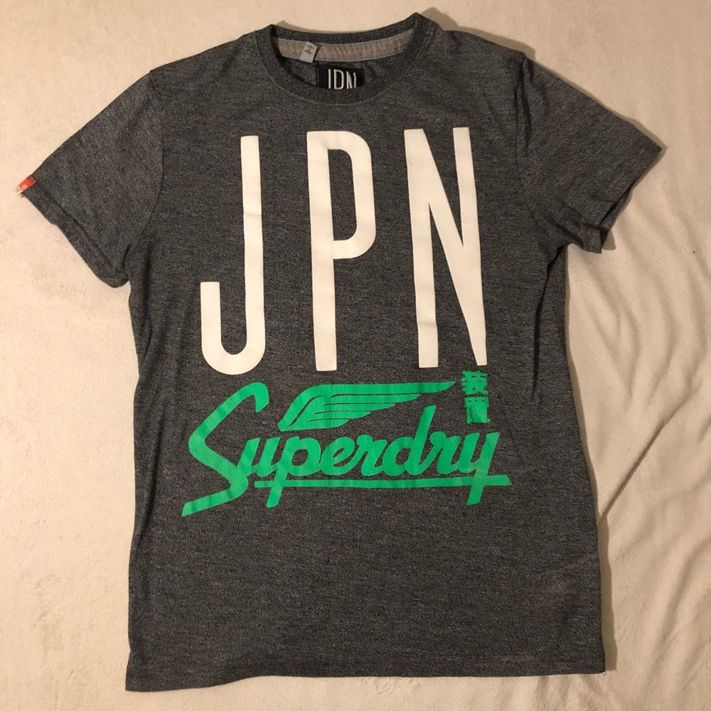 Superdry T-Shirt Size Small